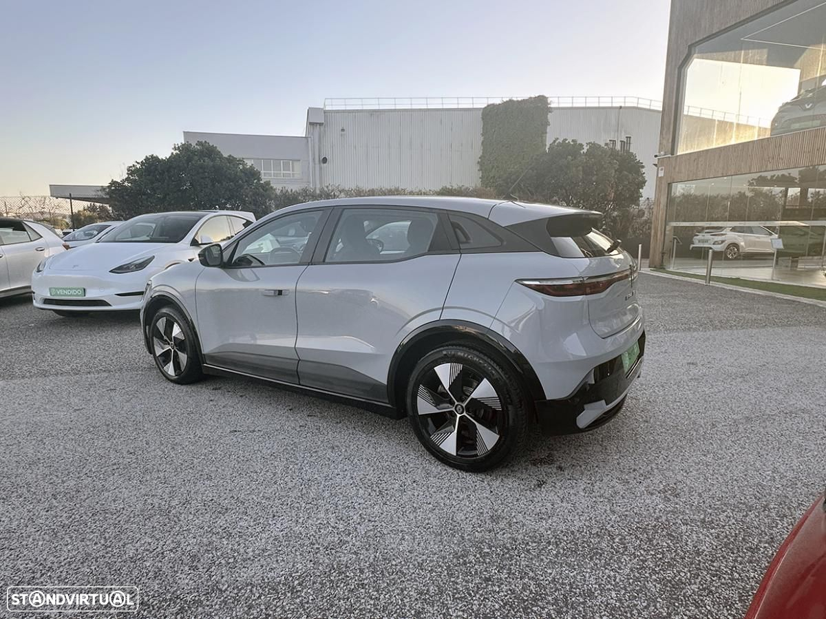 Renault Mégane E-Tech EV60 220hp optimum charge Equilibre - 9