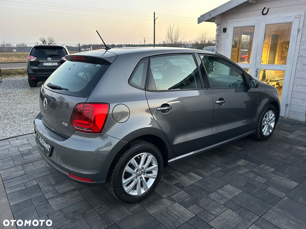 Volkswagen Polo 1.4 TDI Comfortline - 4