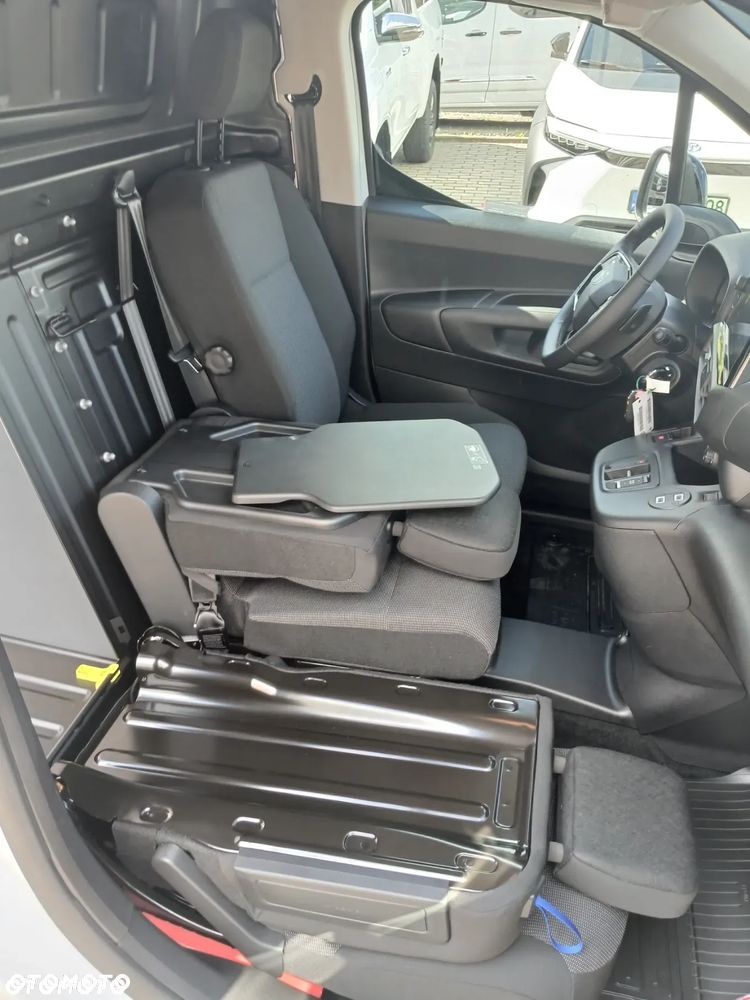 Toyota Proace City EV - 12