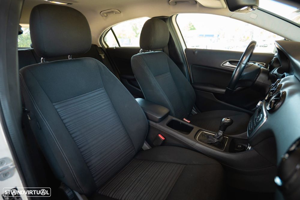 Mercedes-Benz A 180 CDI (BlueEFFICIENCY) Style - 19