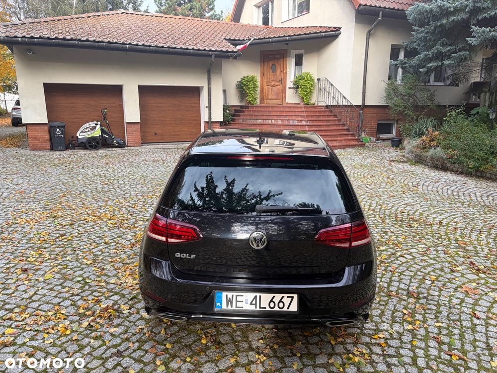 Volkswagen Golf - 3
