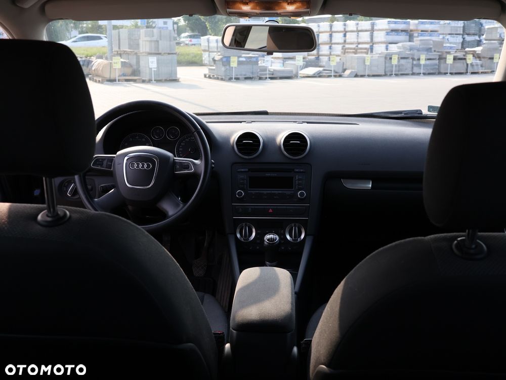 Audi A3 3-drzwiowe 1.4 TFSI Ambiente - 29