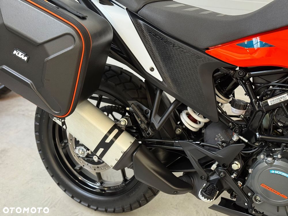 KTM Adventure - 14