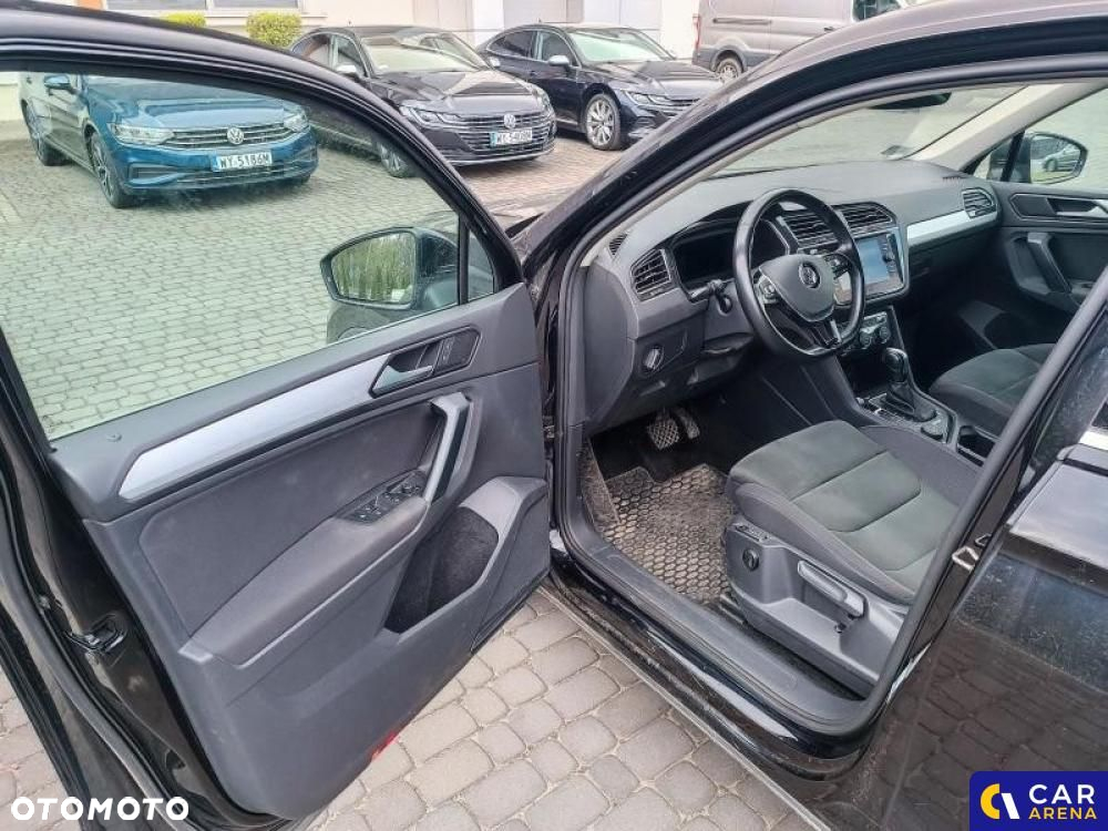 Volkswagen Tiguan - 16