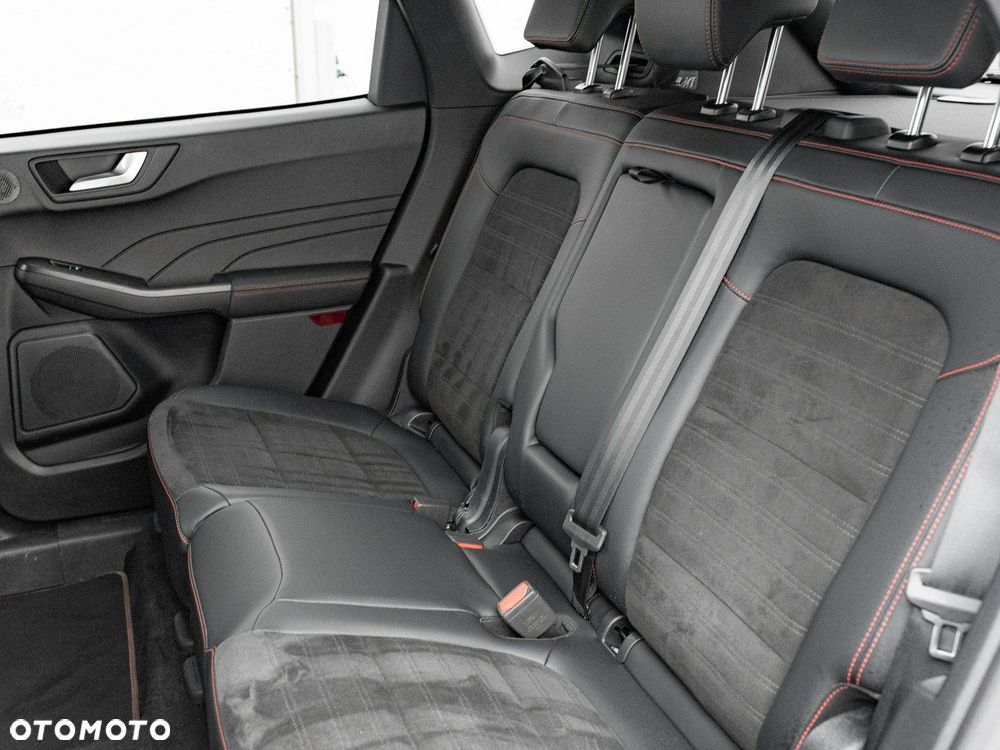 Ford Kuga 2.5 FHEV FWD ST-Line X - 26