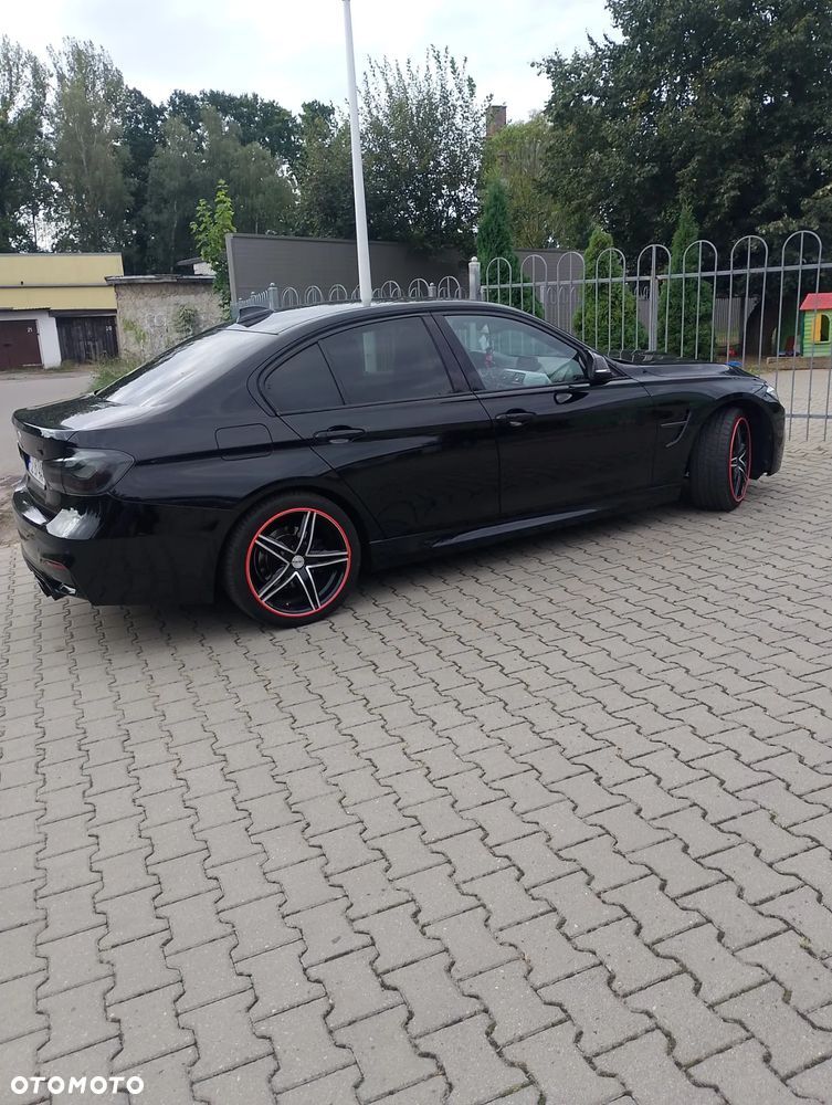 BMW Seria 3 320d - 4