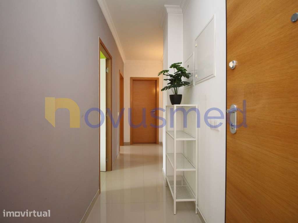 Apartamento T2 com garagem no rés-do-chão em Tunes - Grande imagem: 2/19