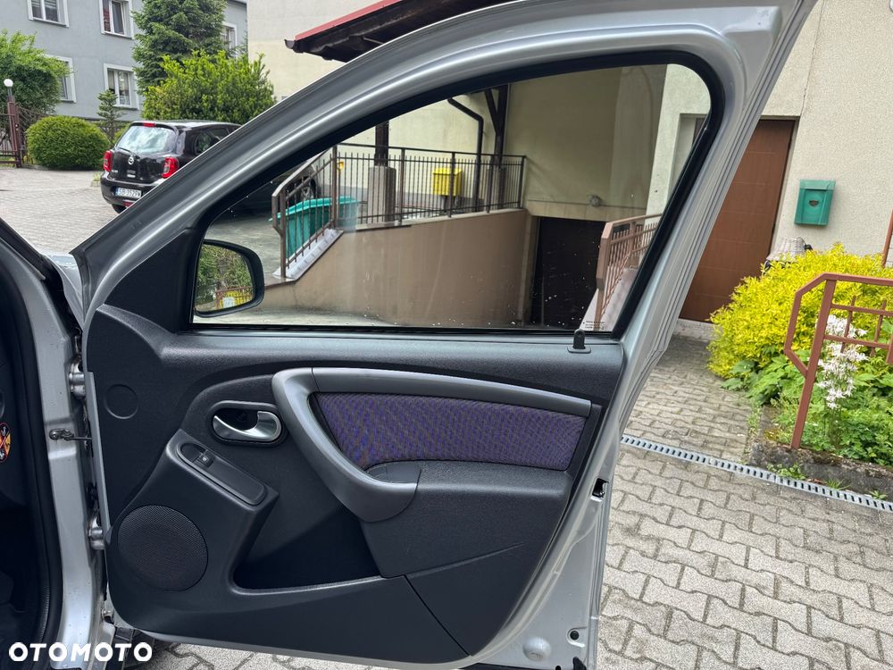 Dacia Duster 1.6 SCe Open S&S - 17