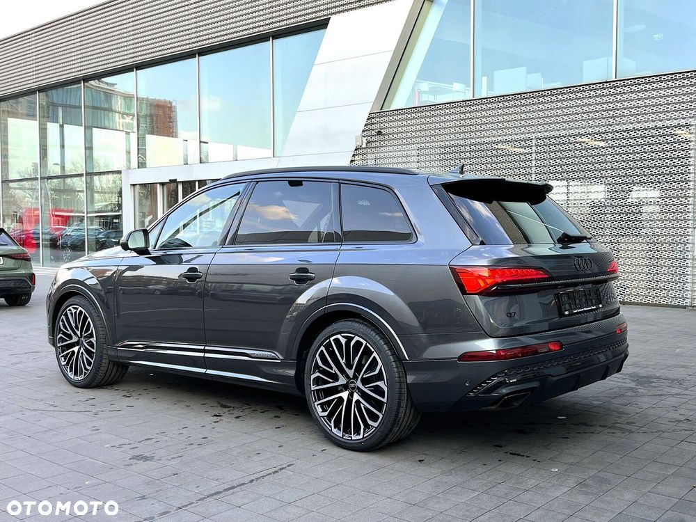 Audi Q7 - 4
