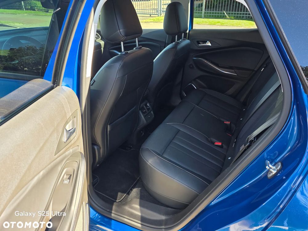 Opel Grandland X 1.6 T Ultimate S&S - 9