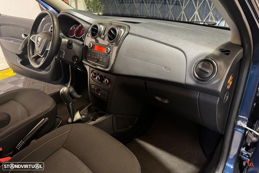 Dacia Sandero - 6