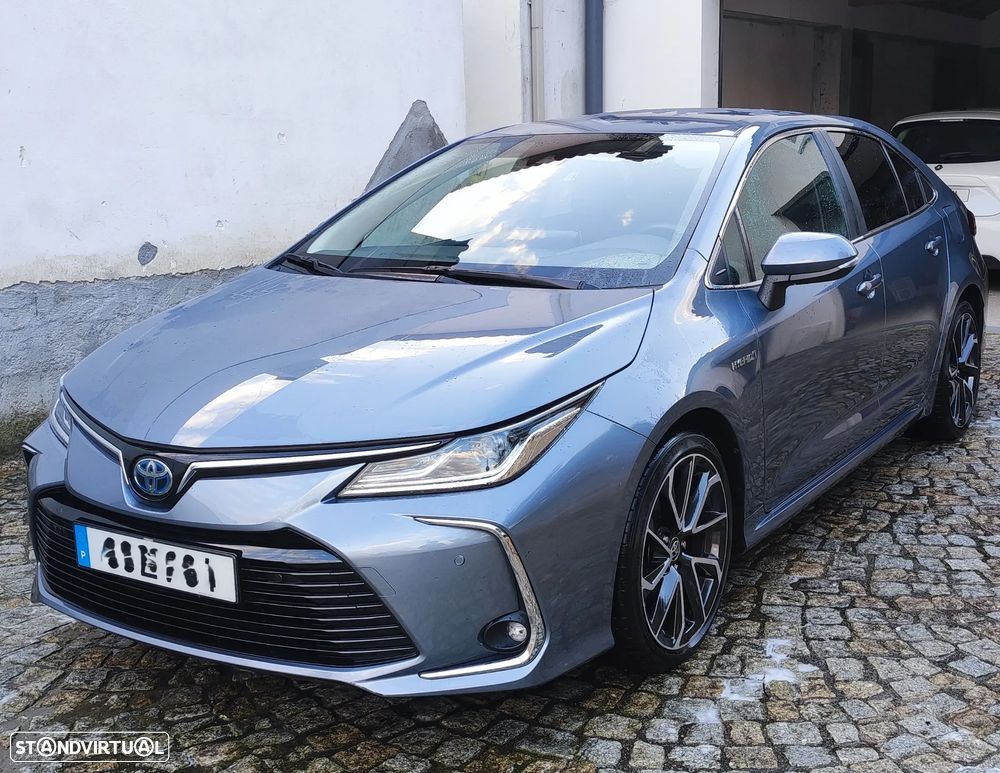Toyota Corolla SD 1.8 Hybrid Luxury - 3