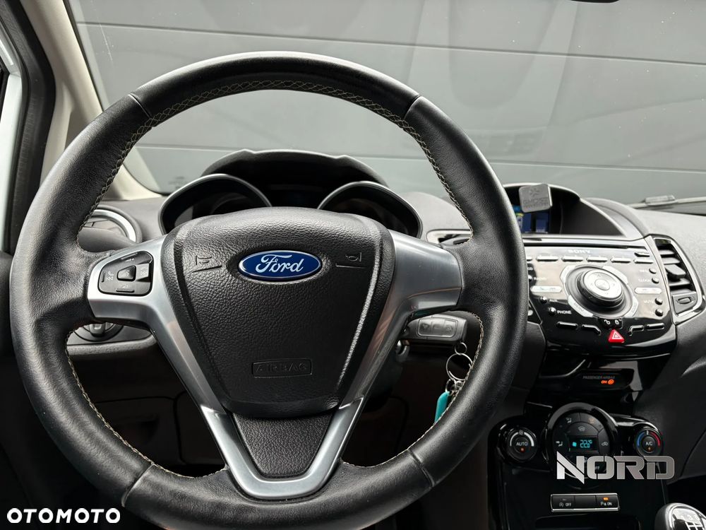 Ford Fiesta 1.0 EcoBoost Titanium - 13