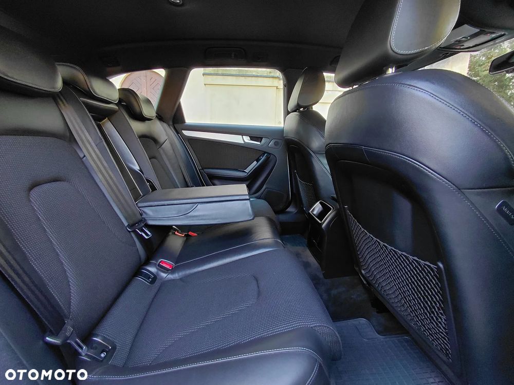 Audi A4 Avant 2.0 TDI DPF multitronic S line Sportpaket - 20