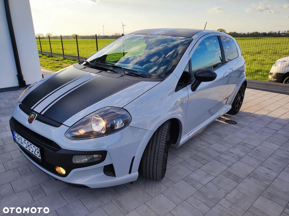 Abarth Punto Evo - 1