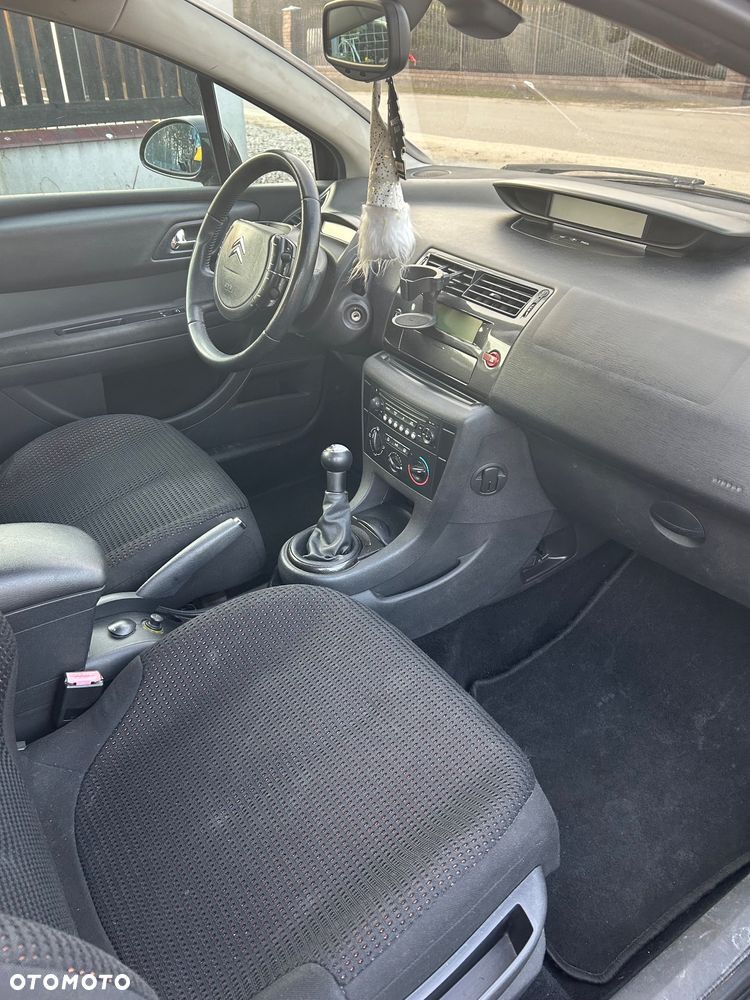 Citroën C4 - 11