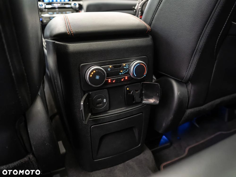Ford Explorer - 31