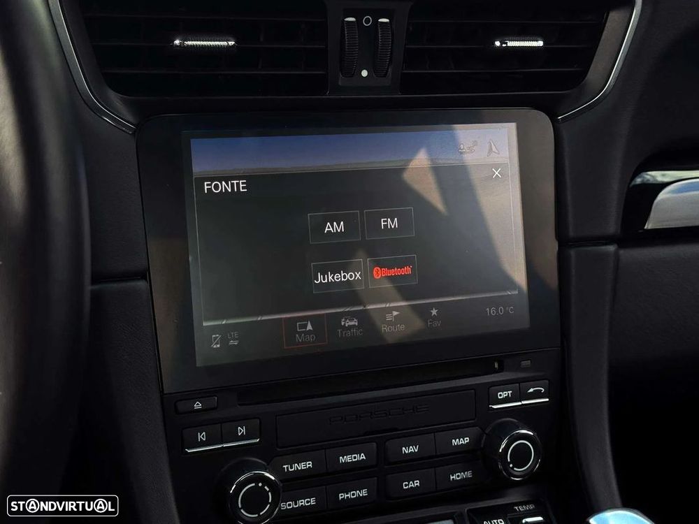 Porsche 911 Série F - 20