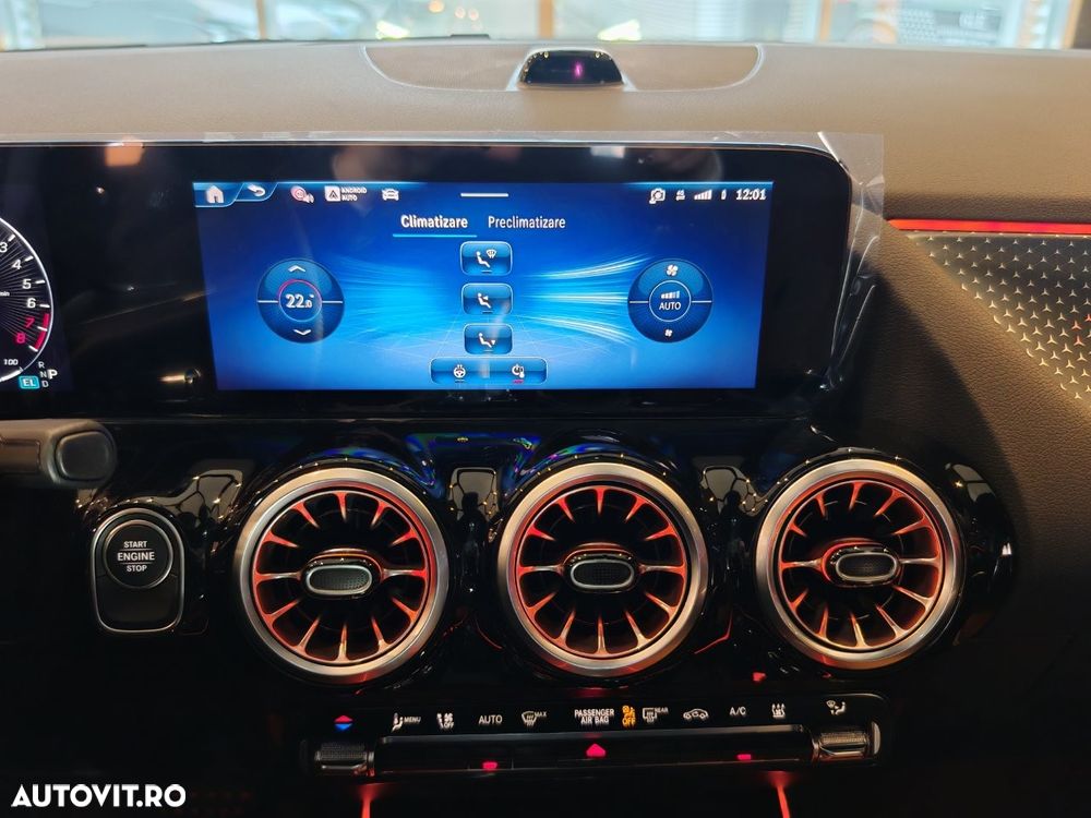 Mercedes-Benz GLA 250 e - 24