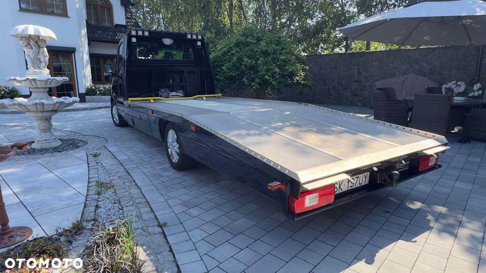 Mercedes-Benz Sprinter - 8