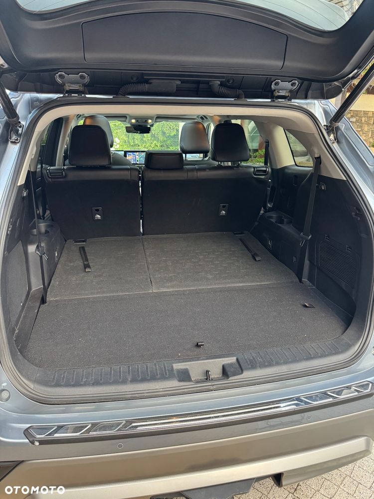 Toyota Highlander 2.5 Hybrid Executive - 21
