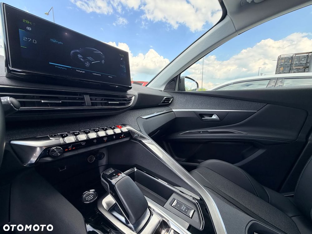 Peugeot 3008 1.6 PureTech Hybrid PHEV Allure Pack S&S EAT8 - 32
