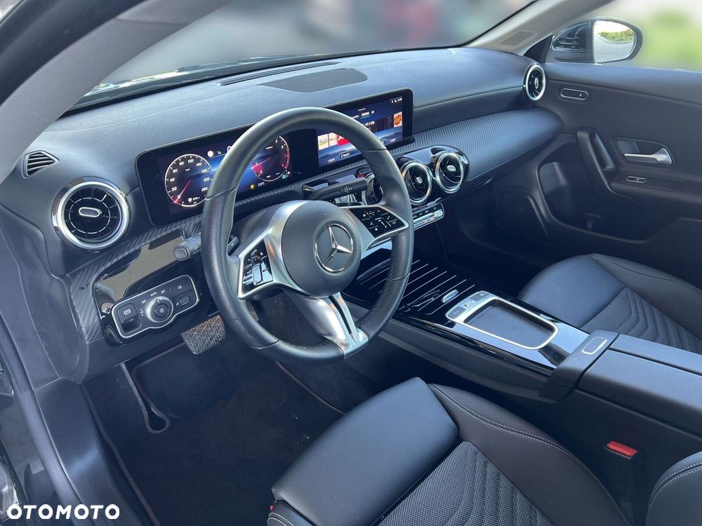 Mercedes-Benz CLA - 10