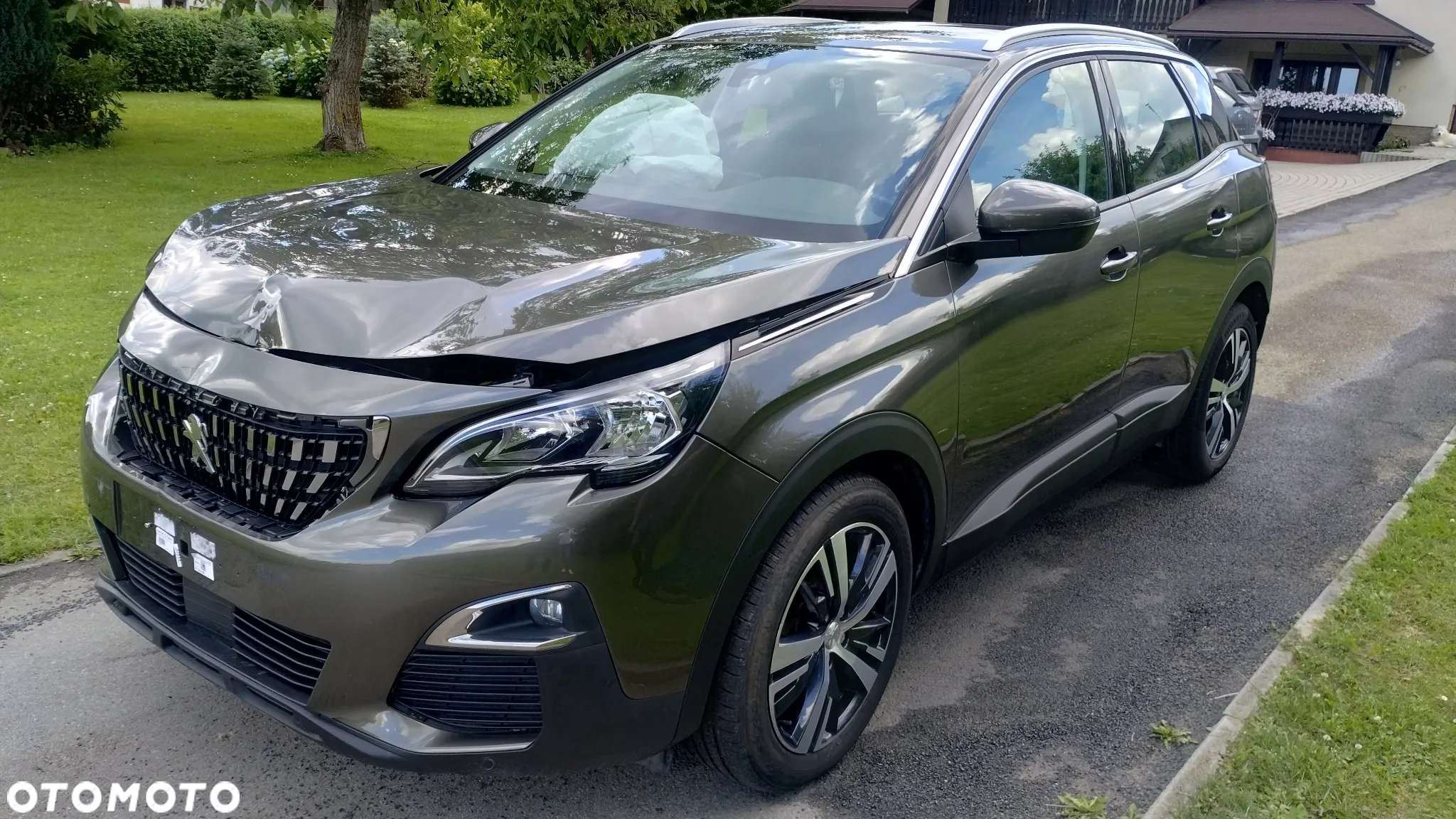 Peugeot 3008 BlueHDi 130 Stop & Start EAT8 Allure Business-Paket - 2