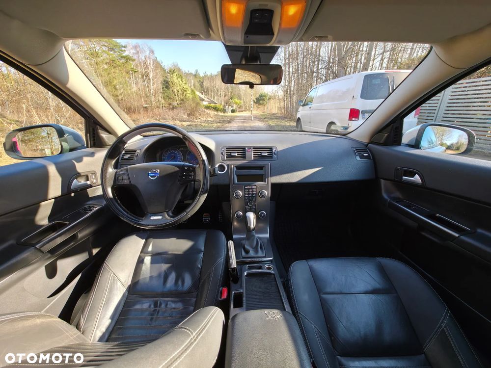 Volvo C30 D2 R-Design - 11