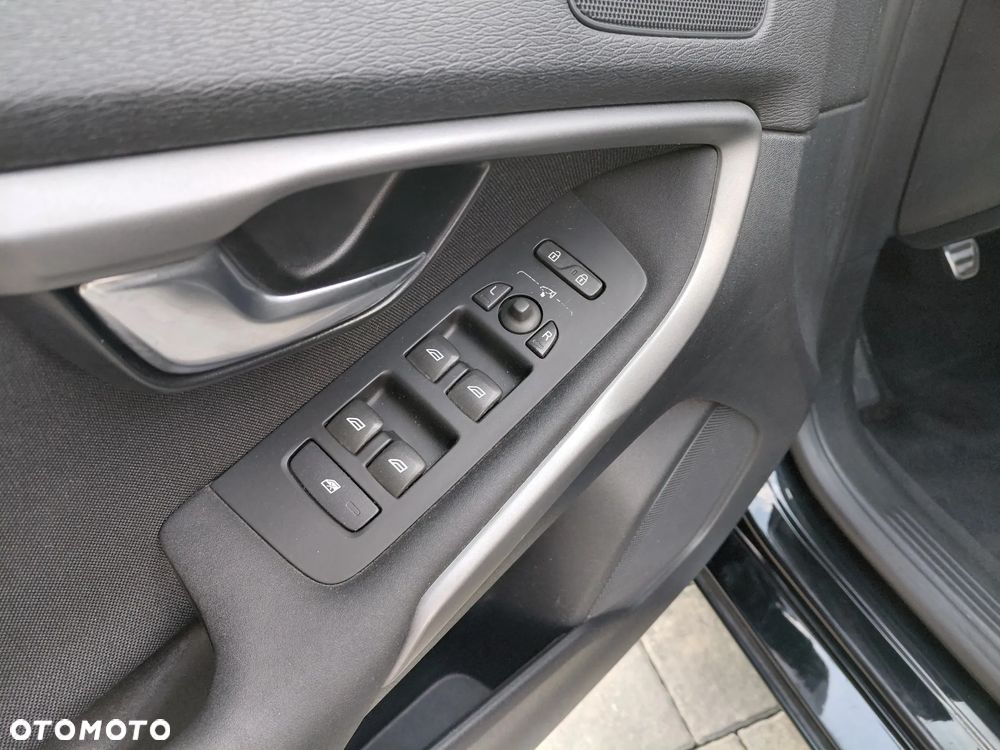 Volvo V40 T2 Summum - 14