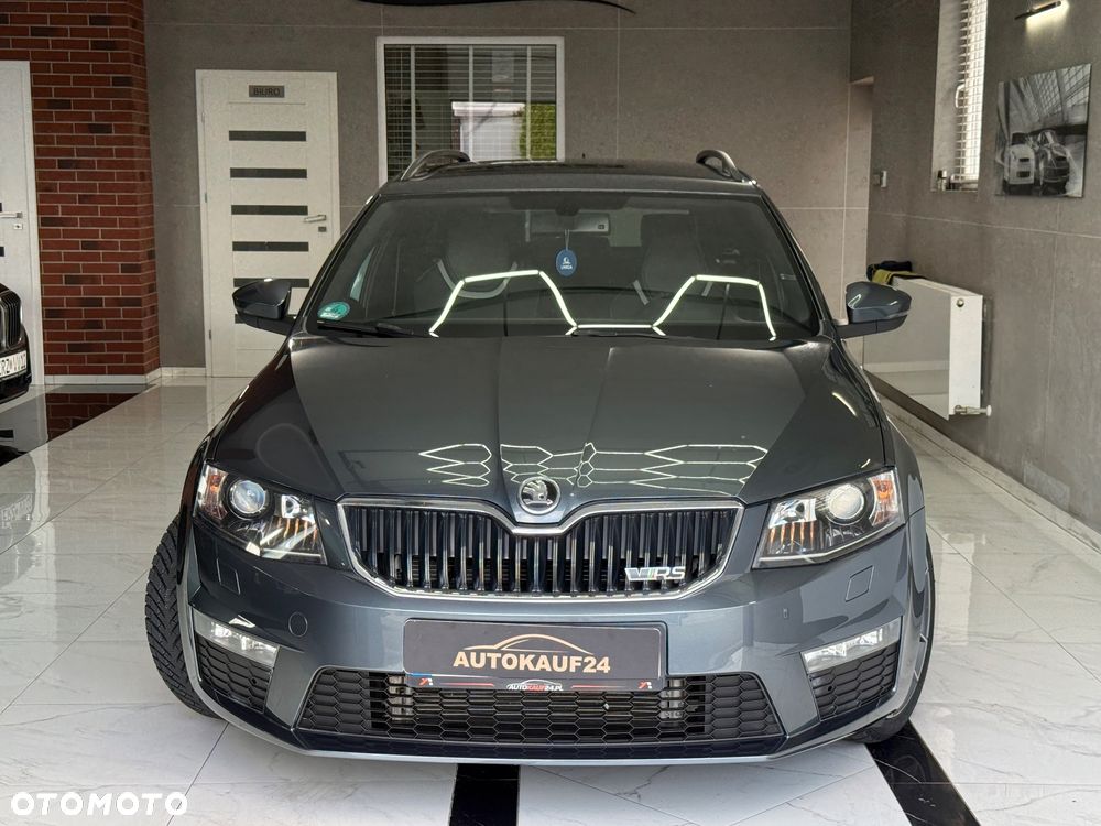 Skoda Octavia 2.0 TDI DSG RS - 4