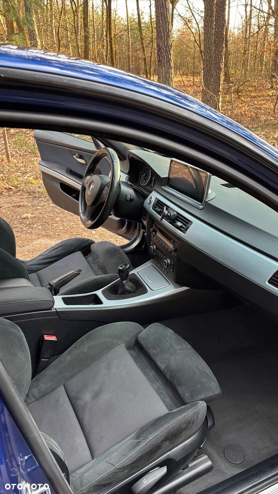 BMW Seria 3 320d - 13