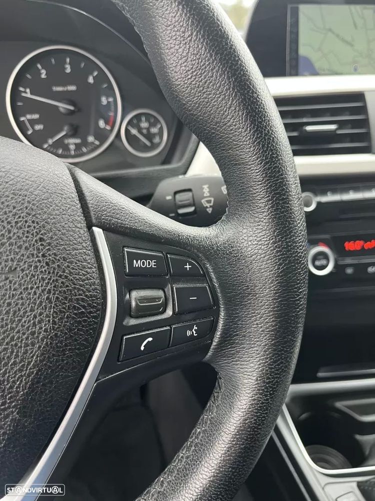 BMW 320 d Touring Line Sport - 44