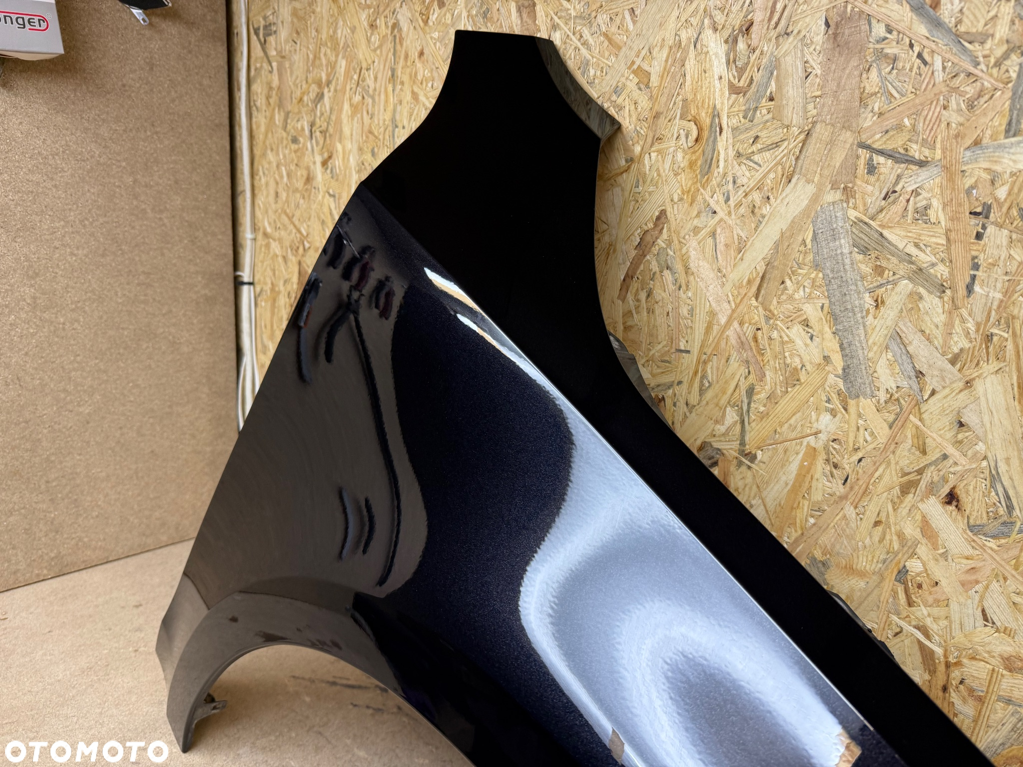 BŁOTNIK PRZÓD PRAWY SKODA OCTAVIA III LIFT 5E0 CZARNY METALIK - 17