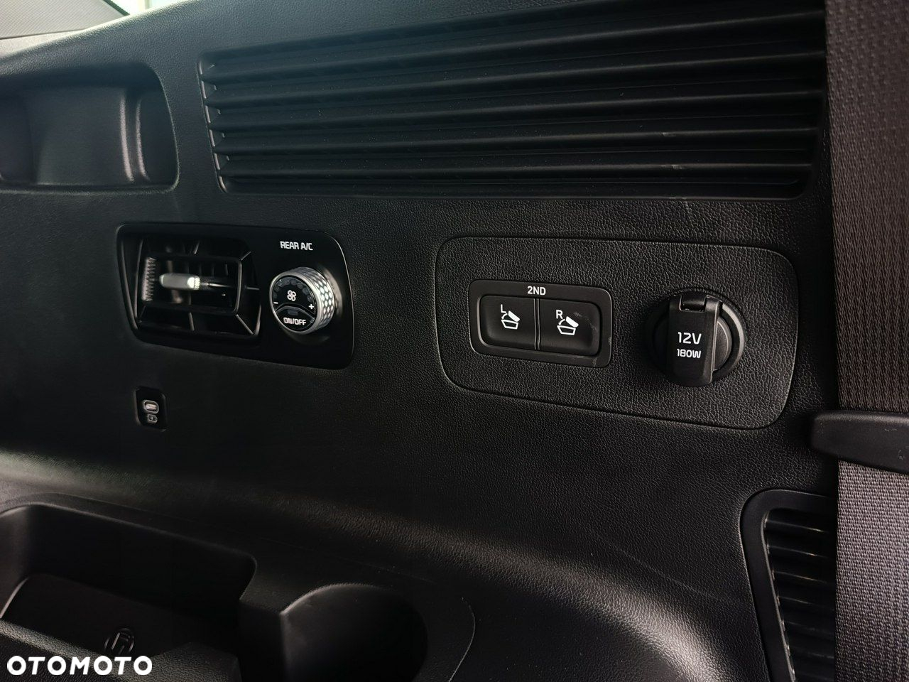 Kia Sorento - 34