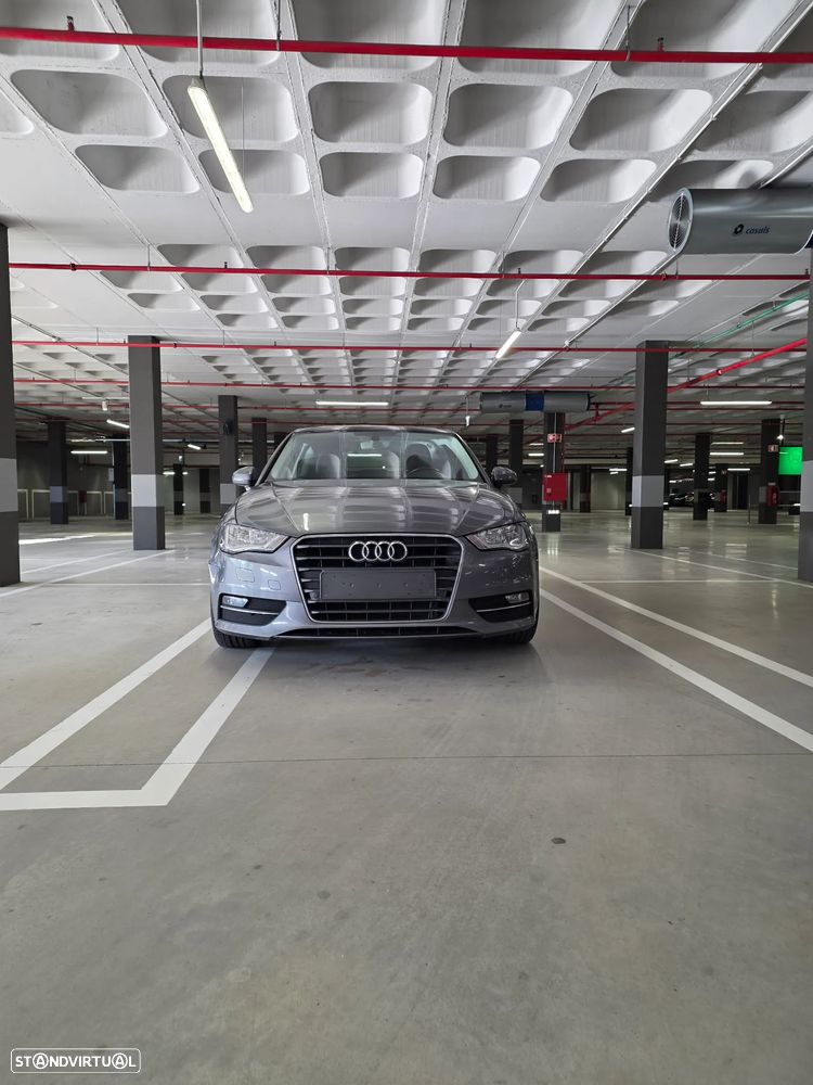 Audi A3 1.6 TDI ultra Attraction - 10