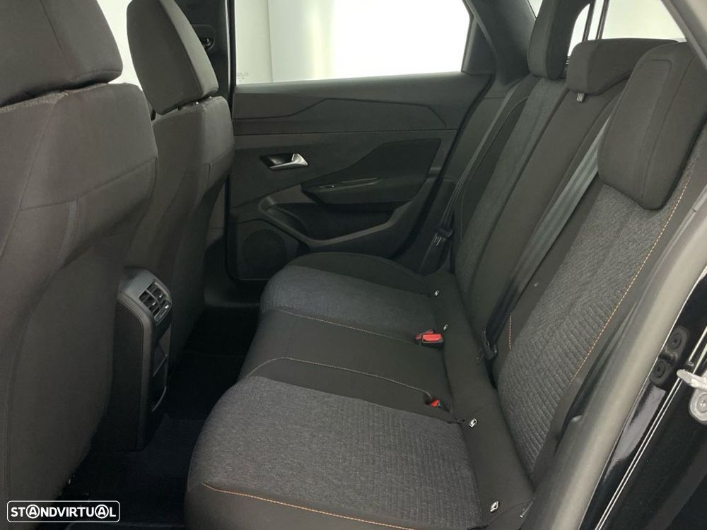 Peugeot 308 1.2 Hybrid Style e-DCS6 - 12