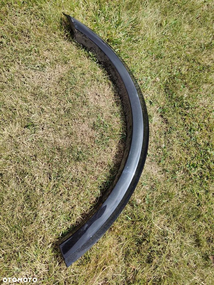 MERCEDES ML W164 AMG LISTWA Błotnika Tylnego Na Tylny Błotnik AMG 197 - 14