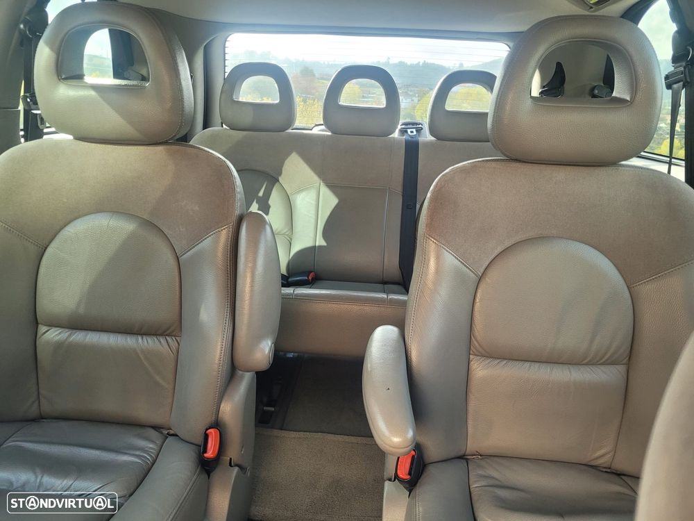 Chrysler Voyager - 7