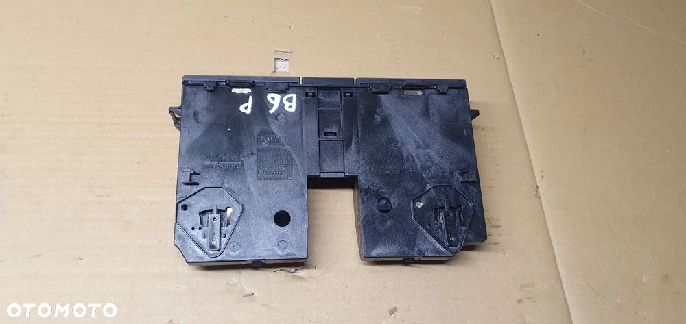 Schowek półka na karty wizytównik VW Passat B6 3C0858407 - 4