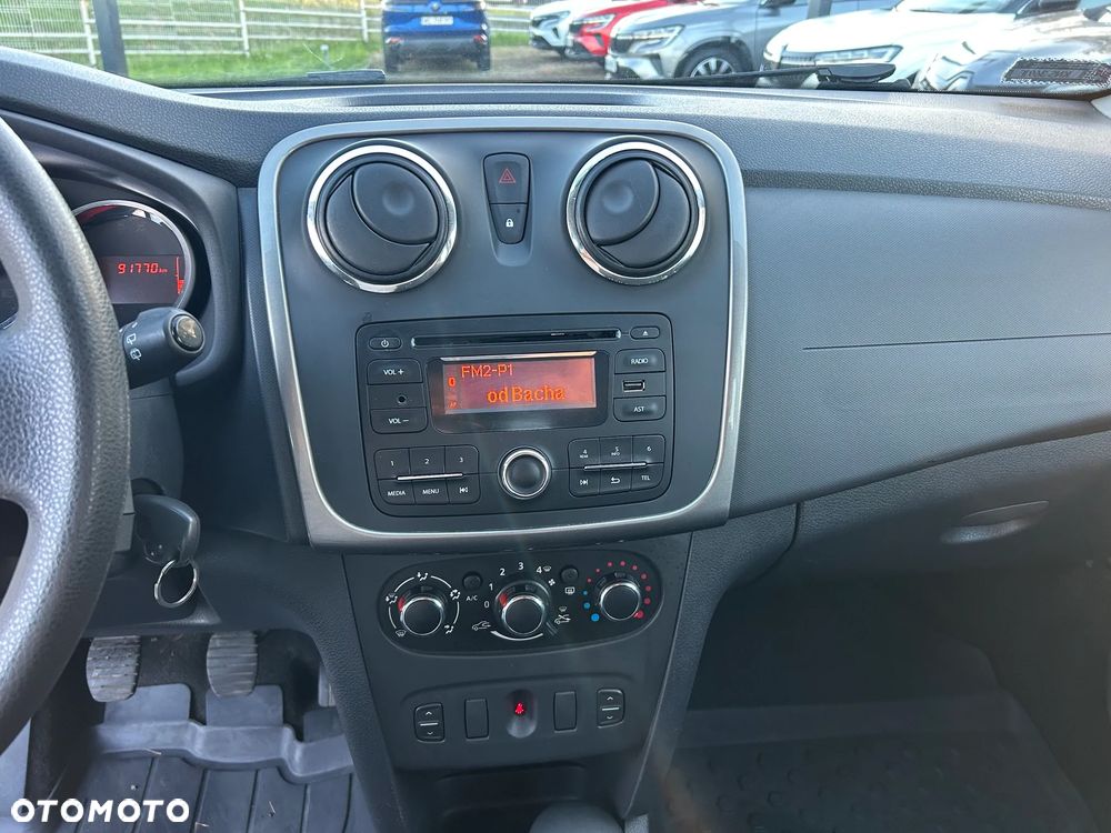 Dacia Sandero 1.2 16V Laureate EU6 - 12