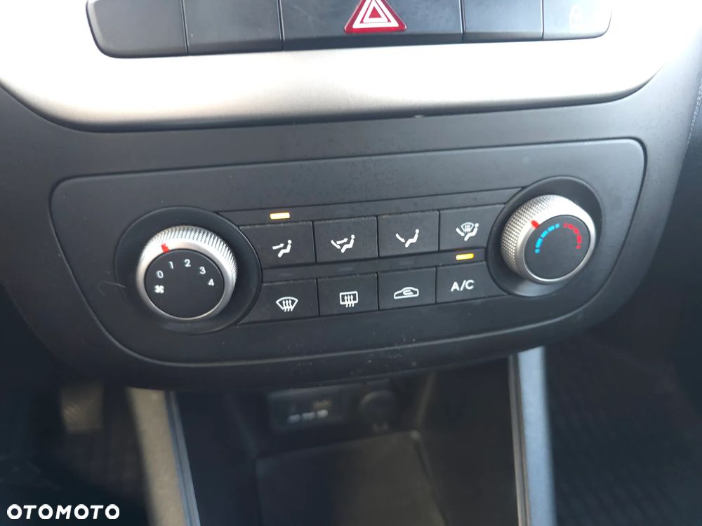 Kia Venga 1.4 L - 24