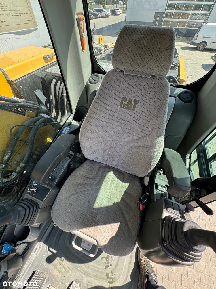 Caterpillar M315D 17000kg - 30