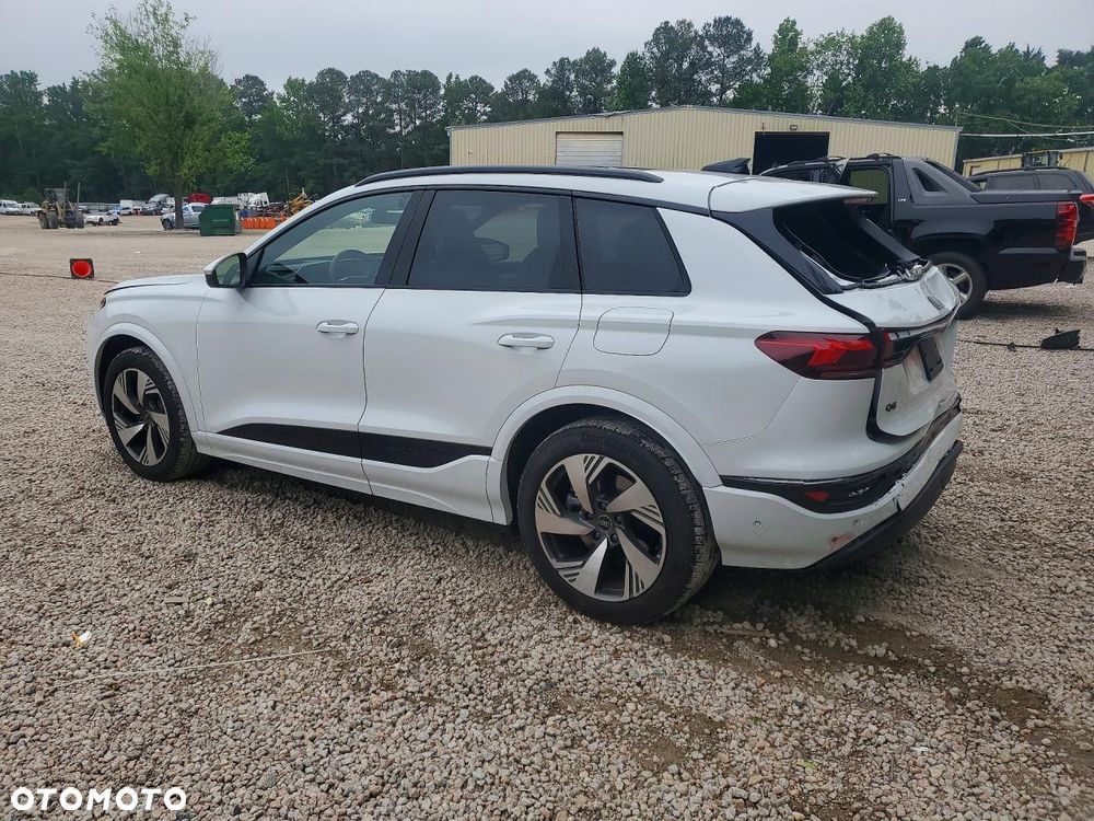 Audi Q6 e-tron Quattro - 3