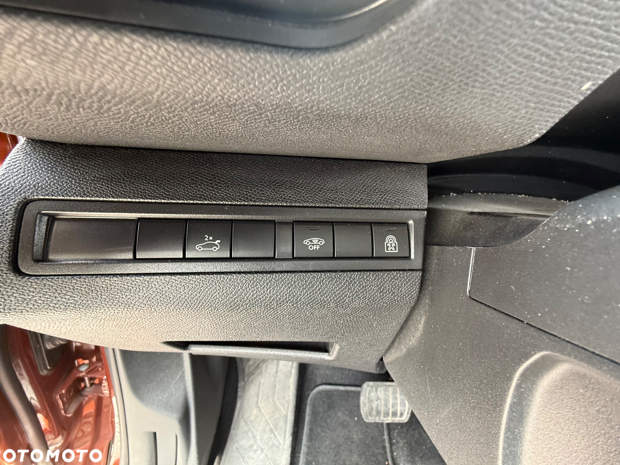 Peugeot 3008 1.2 PureTech Allure Pack S&S EAT8 - 18