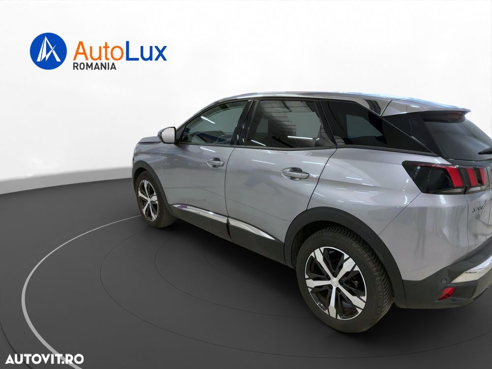 Peugeot 3008 PureTech 130 Stop & Start EAT6 Allure - 4