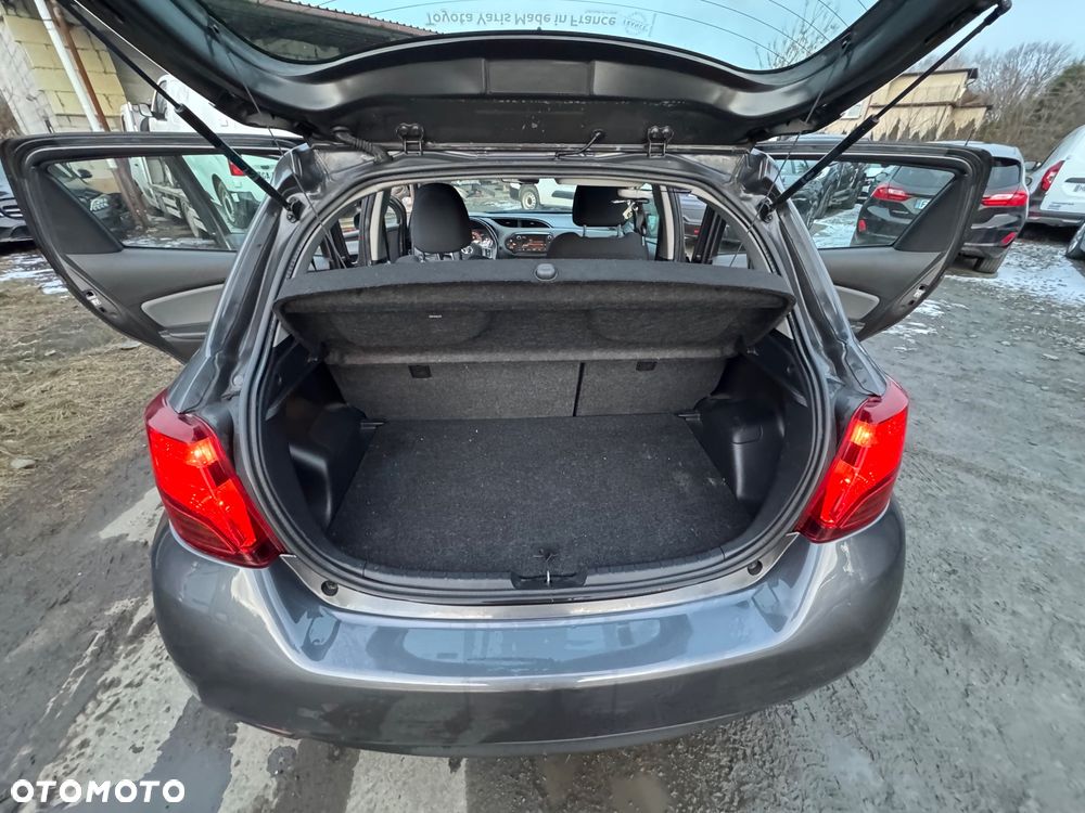 Toyota Yaris - 19