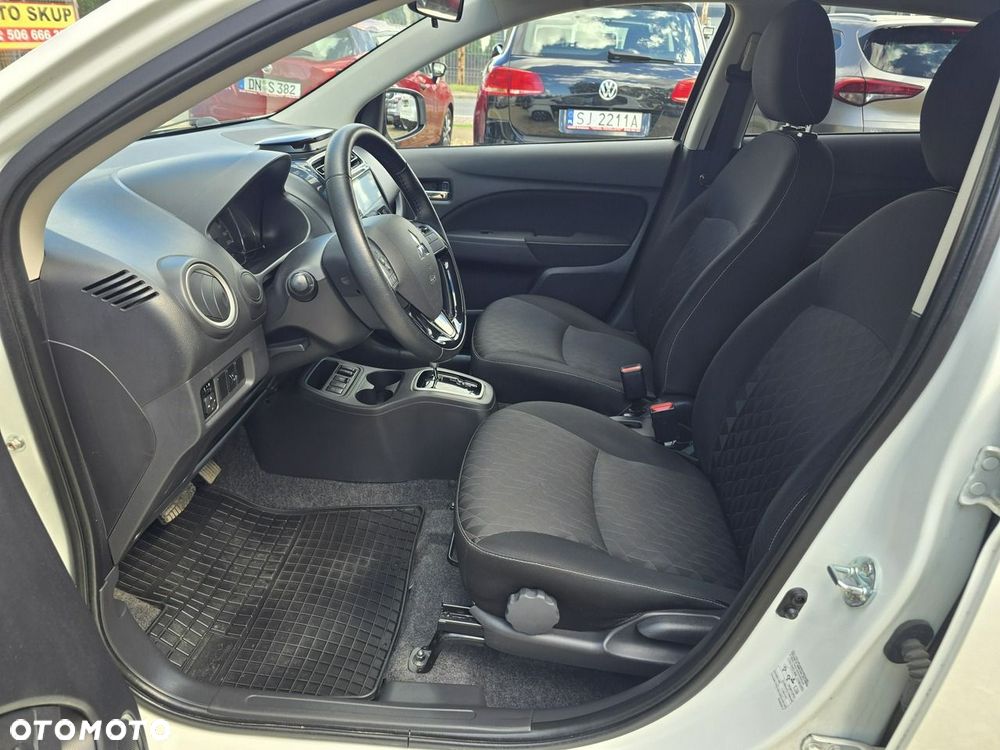 Mitsubishi Space Star - 6