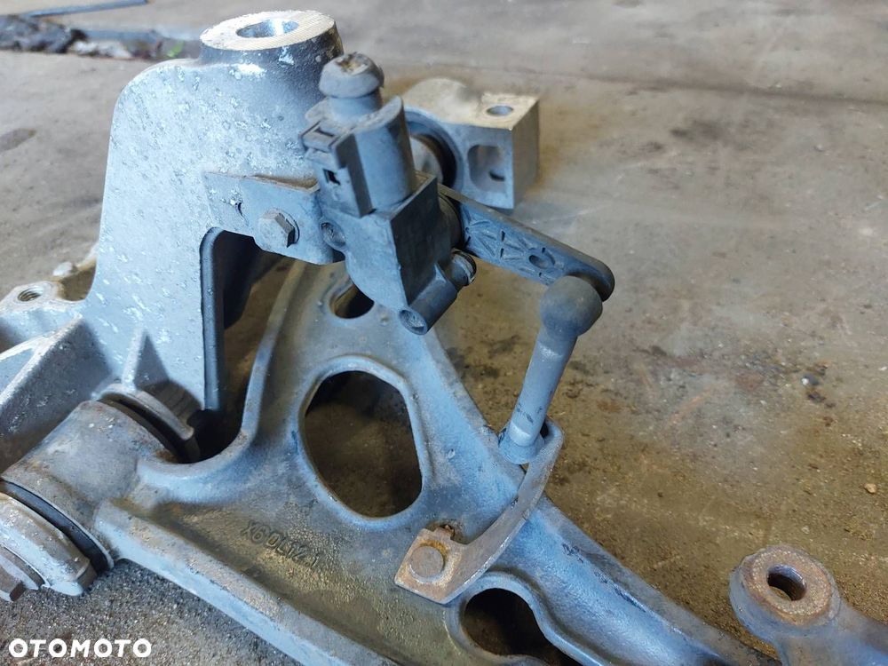 WAHACZ LEWY PRZÓD + PRAWY PRZÓD VOLKSWAGEN EOS I 1K0199295E 1K0199296E - 6
