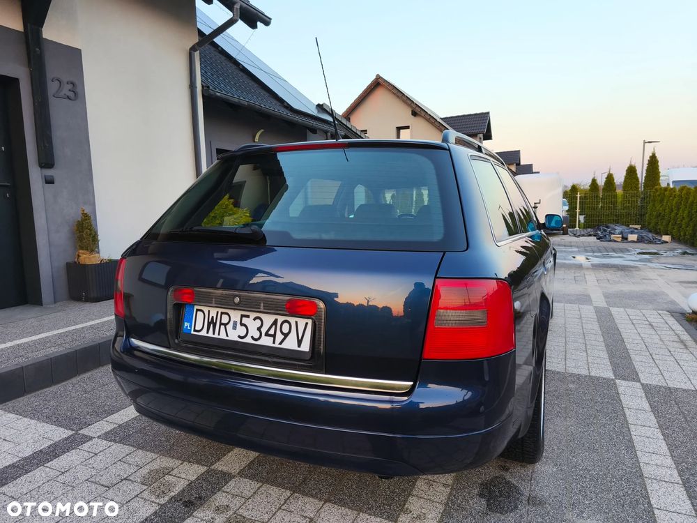 Audi A6 Avant 2.8 30V Quattro - 10